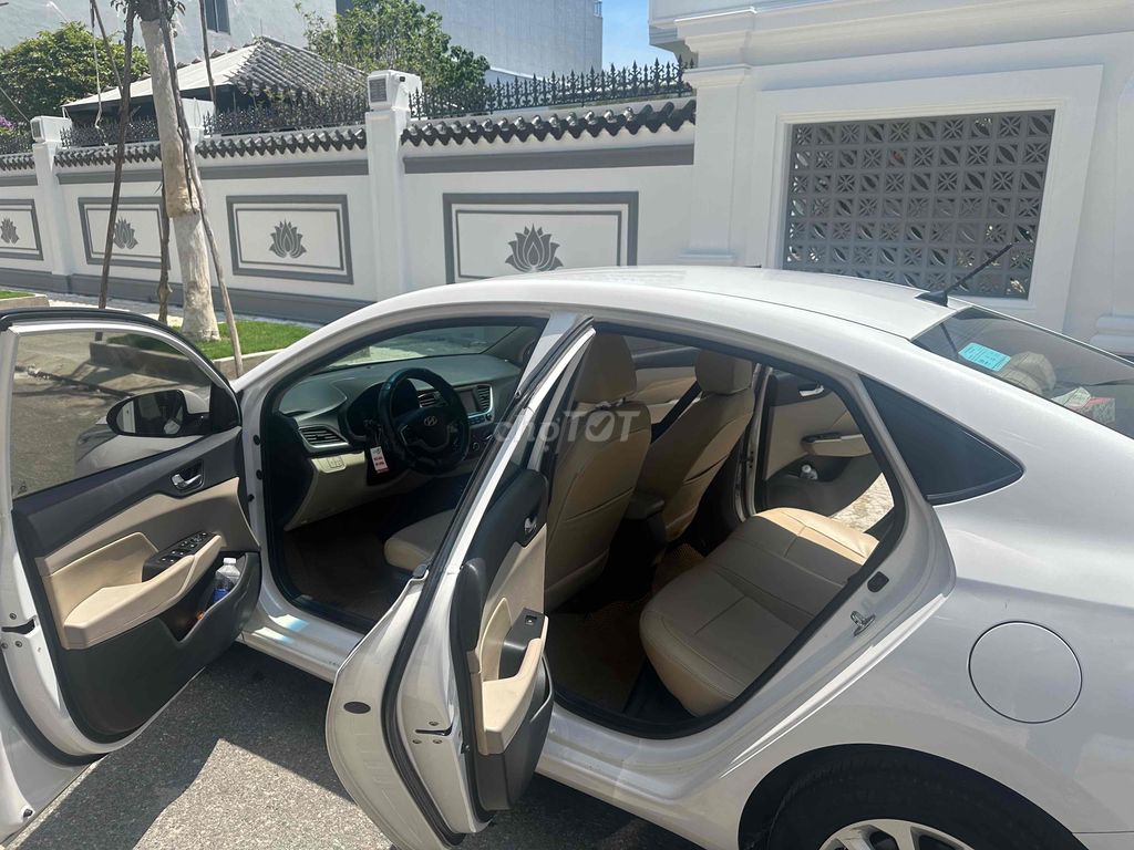 xe gia đình đi cần bán. Mua bán Ô tô tại Quận Liên Chiểu Đà Nẵng được đăng bởi Đồ cũ Thiên Phú Home hình 2