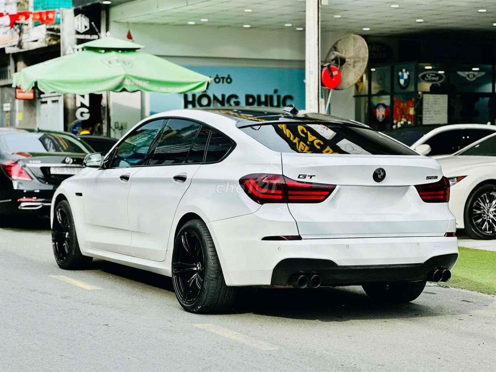 BMW 528i Gran Turismo M-Sport Model 2018