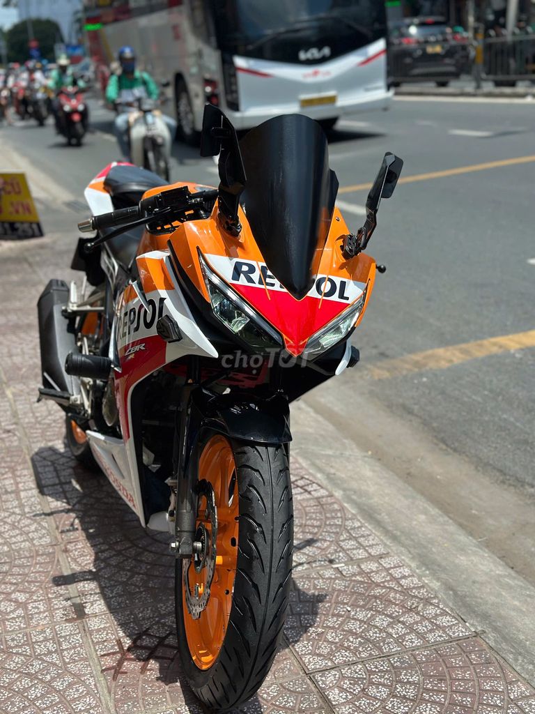 Cbr150 2019 Indonesia bs 66fa-14597. Mua bán Xe máy tại Quận Phú Nhuận Tp Hồ Chí Minh được đăng bởi MrS Linh Xe39 hình 1