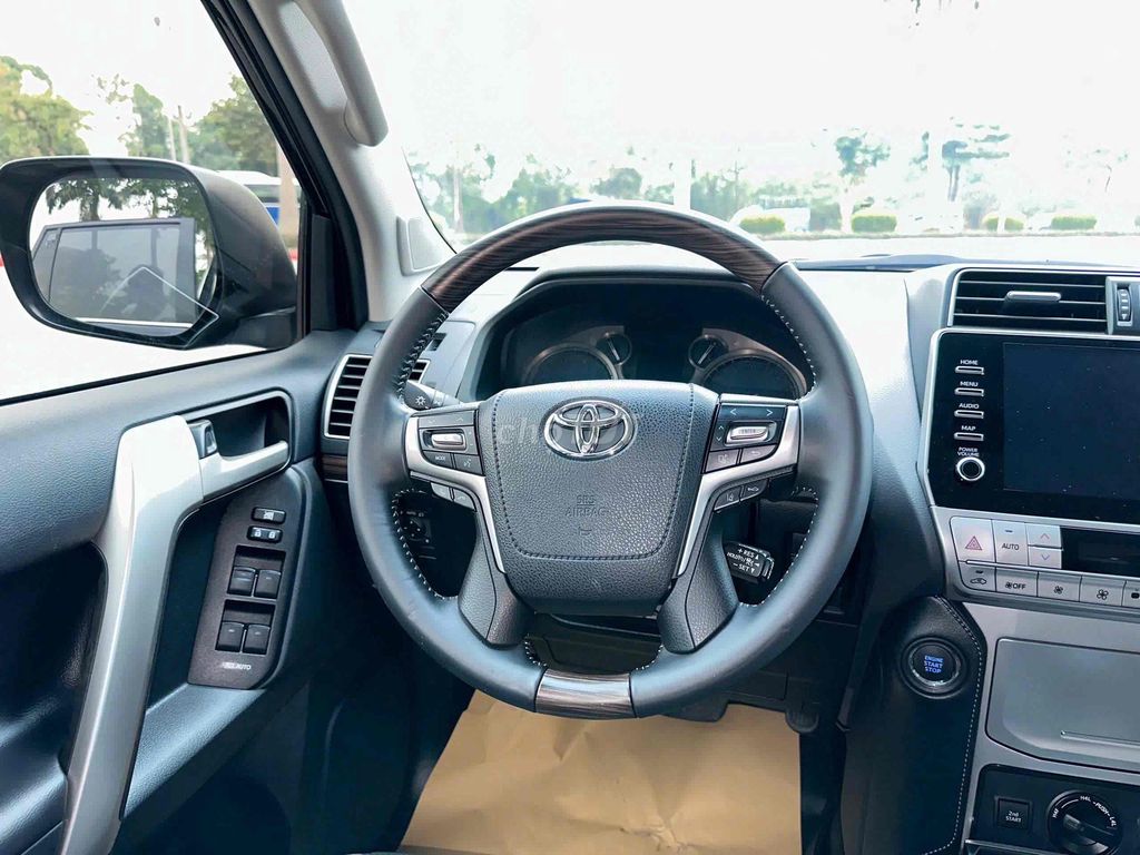 Toyota Land Cruiser Prado VX 2.7 sx 2023 màu Đen. Mua bán Ô tô tại Quận Cầu Giấy Hà Nội được đăng bởi Cao Quý hình 9