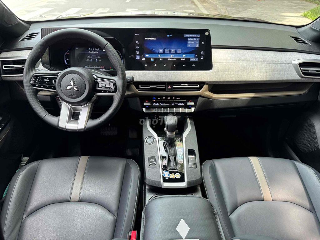 Mitsubishi Xpander 2024 Premium zin 1,6vạn km Mới. Mua bán Ô tô tại Quận Đống Đa Hà Nội được đăng bởi TRUNG HIẾU AUTO hình 10