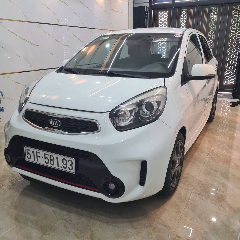KIA Morning Si 2015, МКПП, двигатель и коробка без нареканий