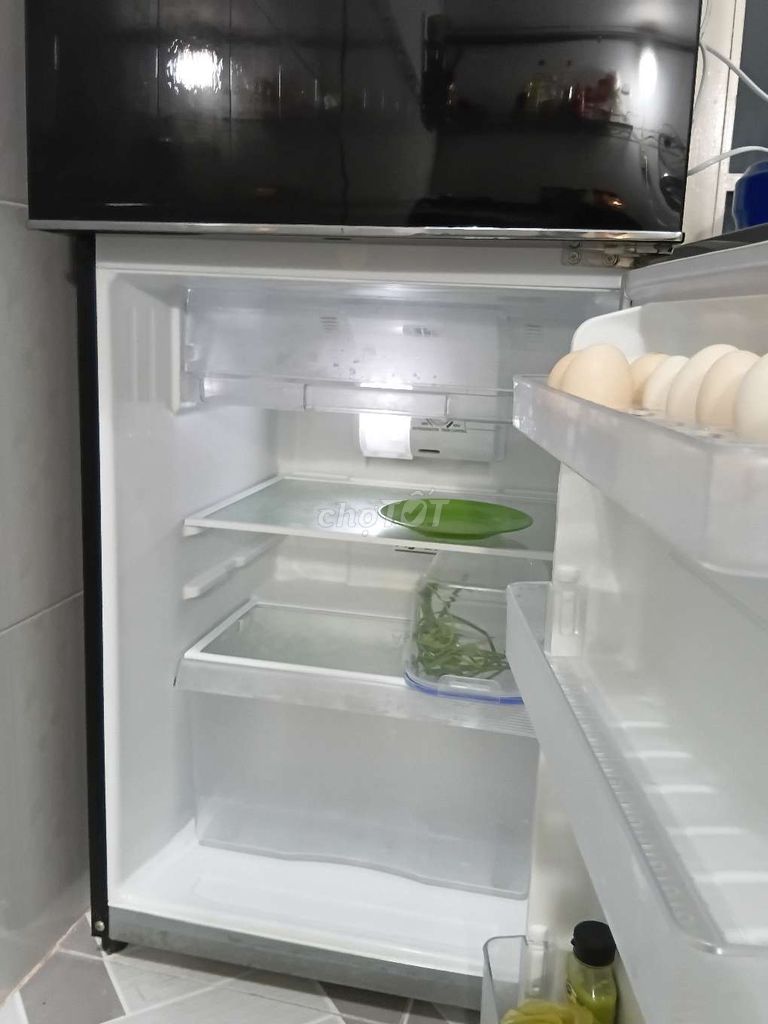 Tủ lạnh Toshiba Inverter Đen Mới. Mua bán Tủ lạnh tại Huyện Trảng Bom Đồng Nai được đăng bởi Nguyễn Khiêm hình 1