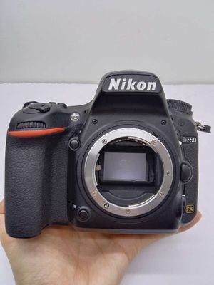 Body Nikon D750
