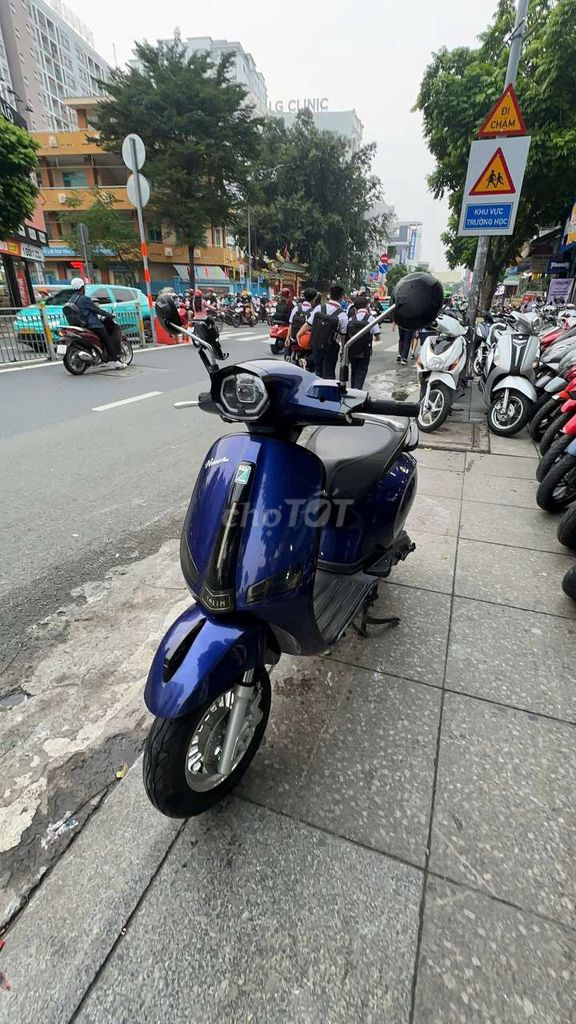 Vespa 50cc 2026 синий новый 99%