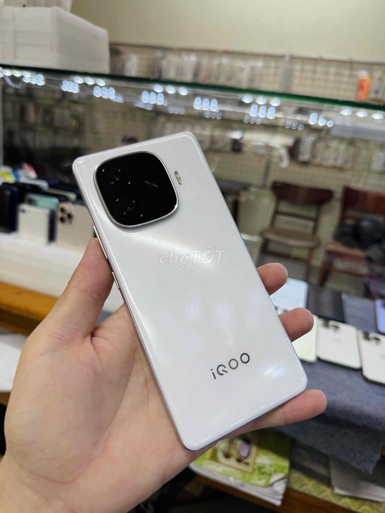 IQOO Z9 Turbo Plus 256GB Trắng zin 12/256. Mua bán Điện thoại tại Huyện Tam Bình Vĩnh Long được đăng bởi Trong Tran hình 1