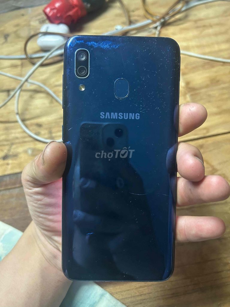 Samsung Galaxy A20 Xanh Đã dùng. Mua bán Điện thoại tại Quận Tân Phú Tp Hồ Chí Minh được đăng bởi Đạt hình 1