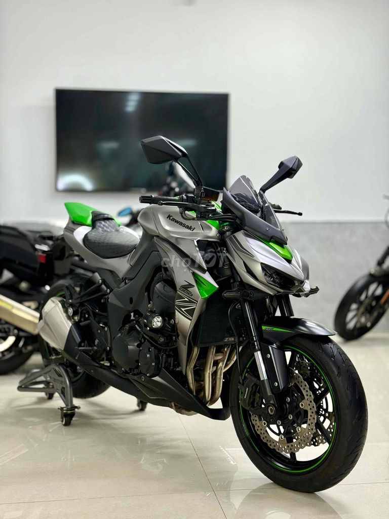 Kawasaki Z1000 model 2016 còn RẤT MỚI. Mua bán Xe máy tại Quận Bình Thạnh Tp Hồ Chí Minh được đăng bởi Phạm Trí Motor hình 3