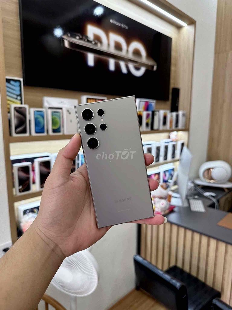 Samsung S24 Ultra 12GB/256GB. Bản VN rin đẹp. Mua bán Điện thoại tại Thành phố Buôn Ma Thuột Đắk Lắk được đăng bởi Nguyễn Hữu Duy hình 1