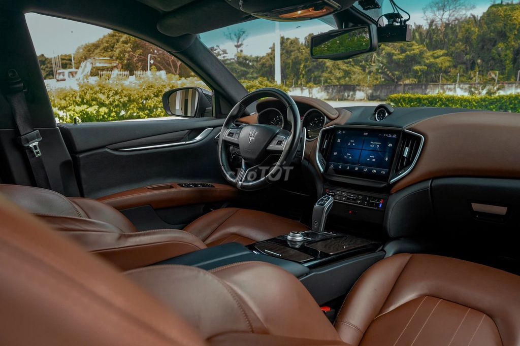 PORSCHE MACAN MODEL 2022 MỘT CHỦ OPTIONS 800 TRIỆU. Mua bán Ô tô tại Quận 7 Tp Hồ Chí Minh được đăng bởi Tung hình 9