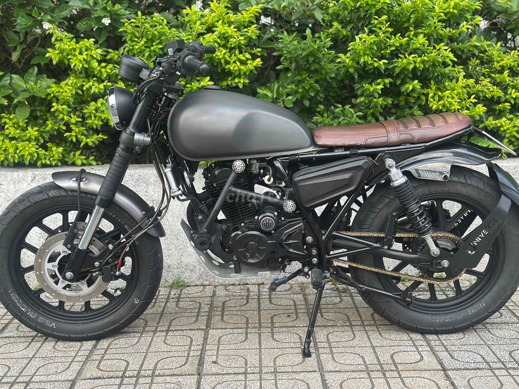 Moto GPX Legend 200 2018 Cafe Racer BSTP giá rẻ. Mua bán Xe máy tại Thành phố Thủ Đức Tp Hồ Chí Minh được đăng bởi Xe Máy Sơn Thủ Đức hình 4