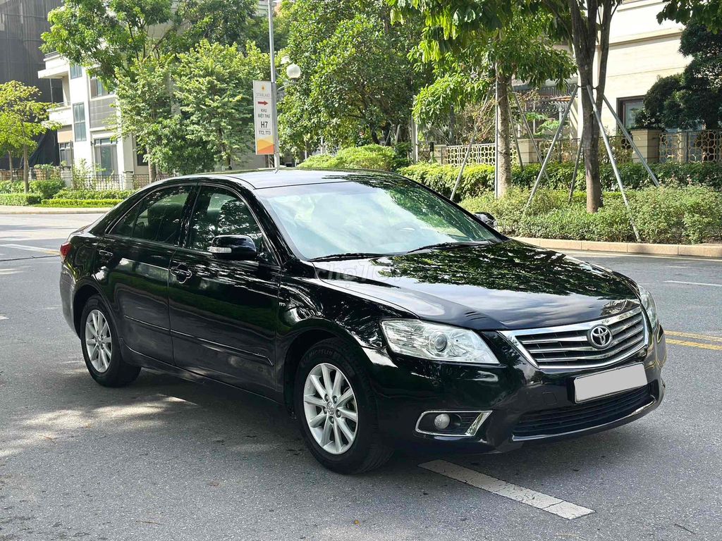 Toyota Camry 2010 2.4G - 150000 km Đen Siêu Mới. Mua bán Ô tô tại Quận Cầu Giấy Hà Nội được đăng bởi Vũ Kiên hình 2