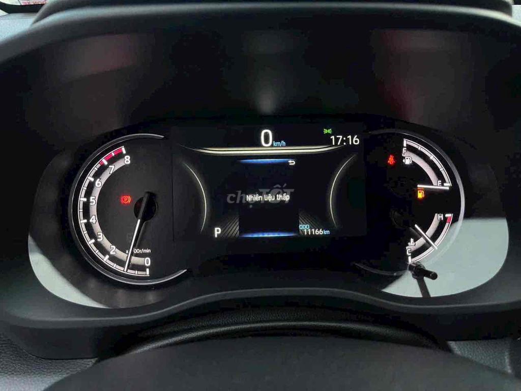 (Xe Hãng) Toyota Innova Cross 2.0AT 2025 -11.140km. Mua bán Ô tô tại Quận Tân Phú Tp Hồ Chí Minh được đăng bởi Đan Viên Toyota Tân Phú  hình 9