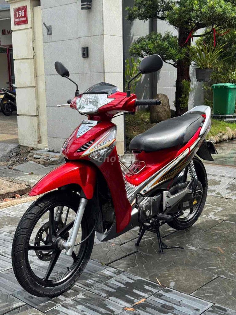Honda Future Neo Fi 2009 красный