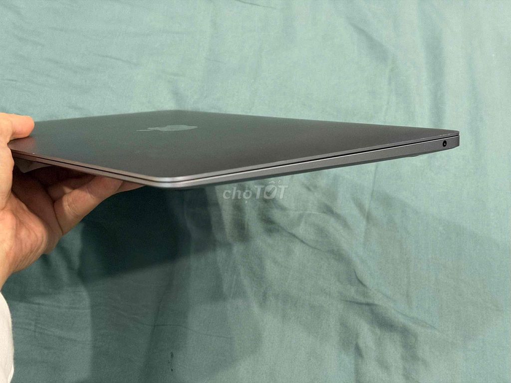 Apple MacBook Air M1 LikeNew 8GB. Mua bán Laptop tại Quận Hà Đông Hà Nội được đăng bởi Thế Anh hình 1
