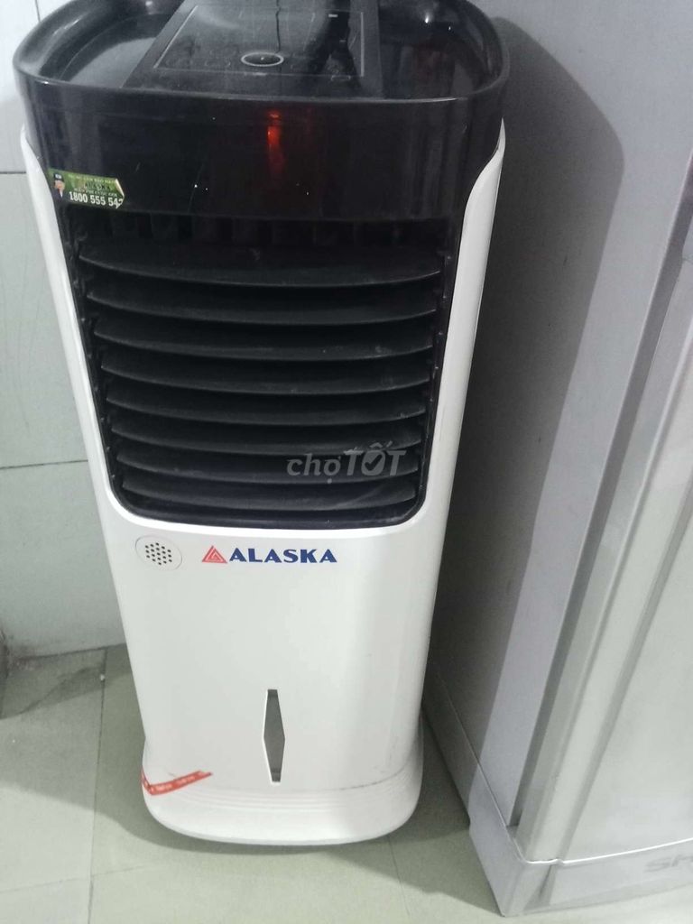 Quạt hơi nước Alaska Trắng, Đen có bánh xe. Mua bán Quạt tại Quận 7 Tp Hồ Chí Minh được đăng bởi ken hình 1