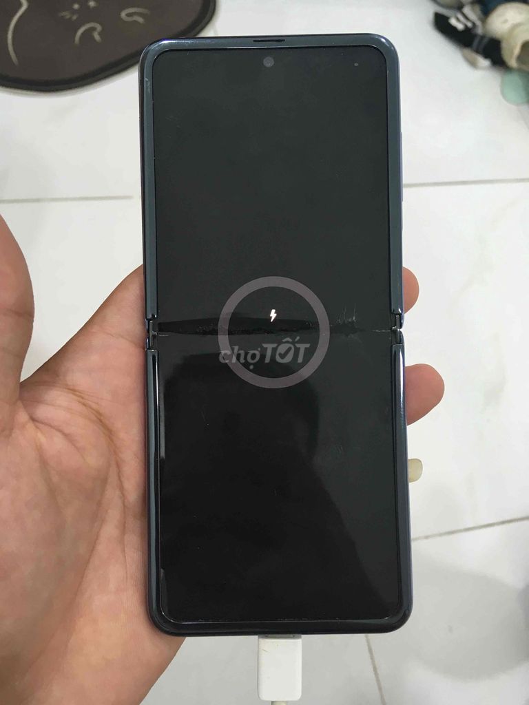 Samsung Z Flip Tím Hỏng. Mua bán Điện thoại tại Thành phố Thuận An Bình Dương được đăng bởi đặng văn liên hình 1
