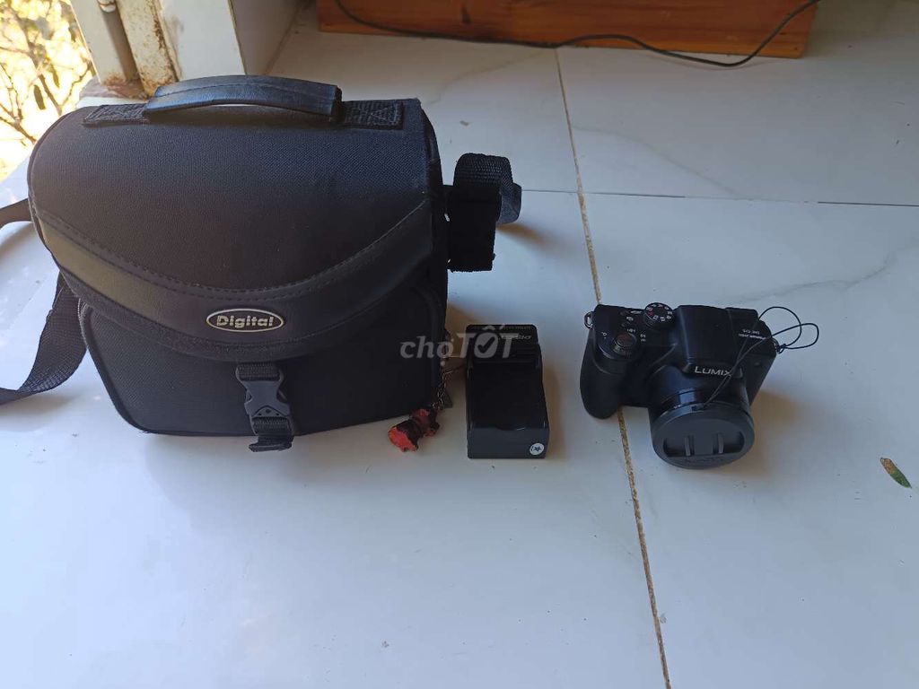 Máy ảnh Panasonic DMC-FZ5 Đen. Mua bán Máy ảnh, Máy quay tại Quận Gò Vấp Tp Hồ Chí Minh được đăng bởi Đinh Luận hình 1