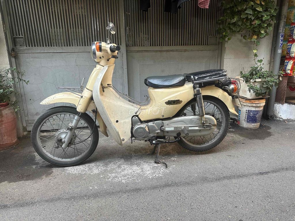 xe cups máy nguyên êm thút thít dán ni long cả xe. Mua bán Xe máy tại Quận Hà Đông Hà Nội được đăng bởi viễn thông hà nội  hình 4