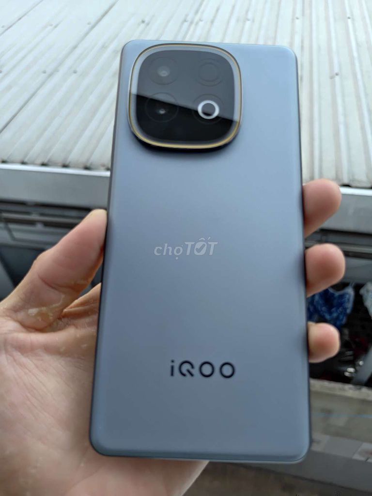iQOO Điện thoại màu Xám. Mua bán Điện thoại tại Quận Gò Vấp Tp Hồ Chí Minh được đăng bởi Từ Thanh Hải hình 1