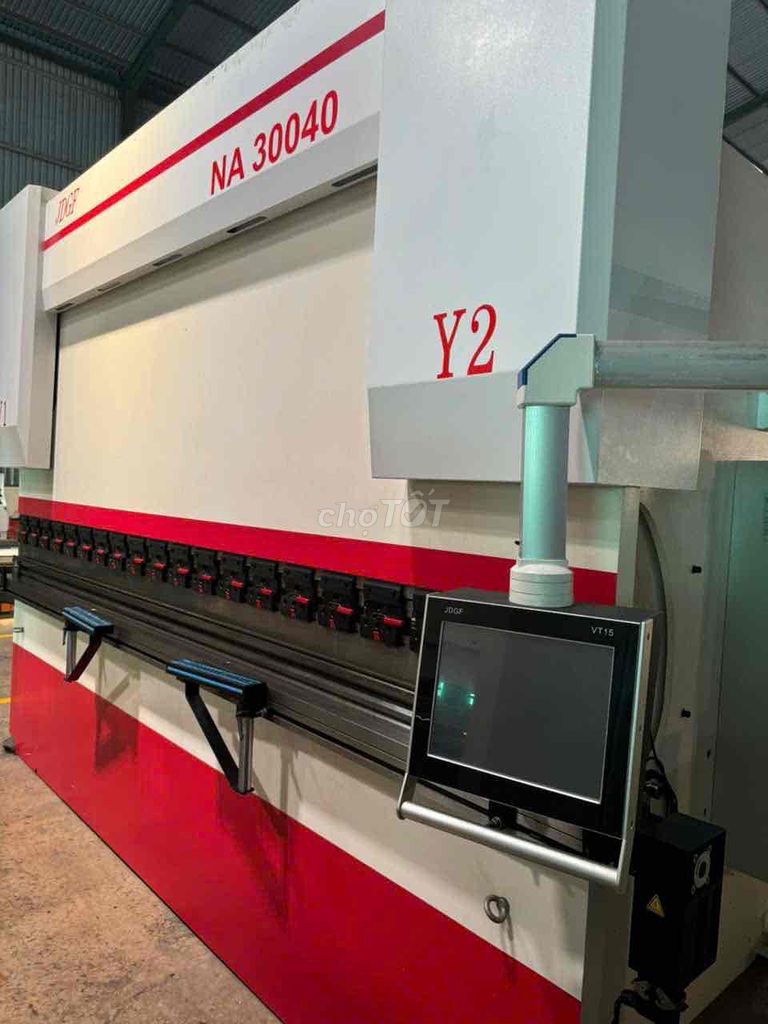 Máy chấn tôn CNC 300T - 4000. Mua bán Đồ chuyên dụng, Giống nuôi trồng tại Thành phố Dĩ An Bình Dương được đăng bởi Tiên Letao Laser CNC hình 1