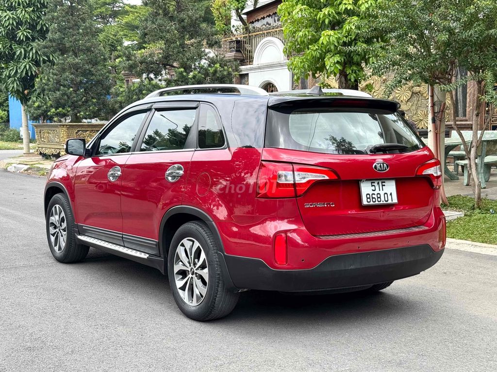 Kia Sorento 2017 2WD 2.4 GATH - 70000 km. Mua bán Ô tô tại Quận 12 Tp Hồ Chí Minh được đăng bởi Hoàng Huy hình 5