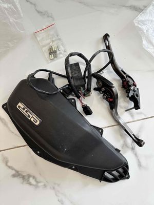 Bán một số đồ ốp ôp, thắng, gác chân, mạch sh. Mua bán Phụ tùng xe tại Thành phố Thủ Đức Tp Hồ Chí Minh được đăng bởi Hải Thanh Vinhomes