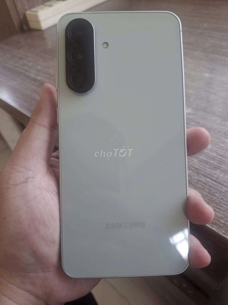 Samsung A56 12gn 256 gb Xanh Bh 01/2028. Mua bán Điện thoại tại Huyện Bình Chánh Tp Hồ Chí Minh được đăng bởi Thanh Phong hình 1