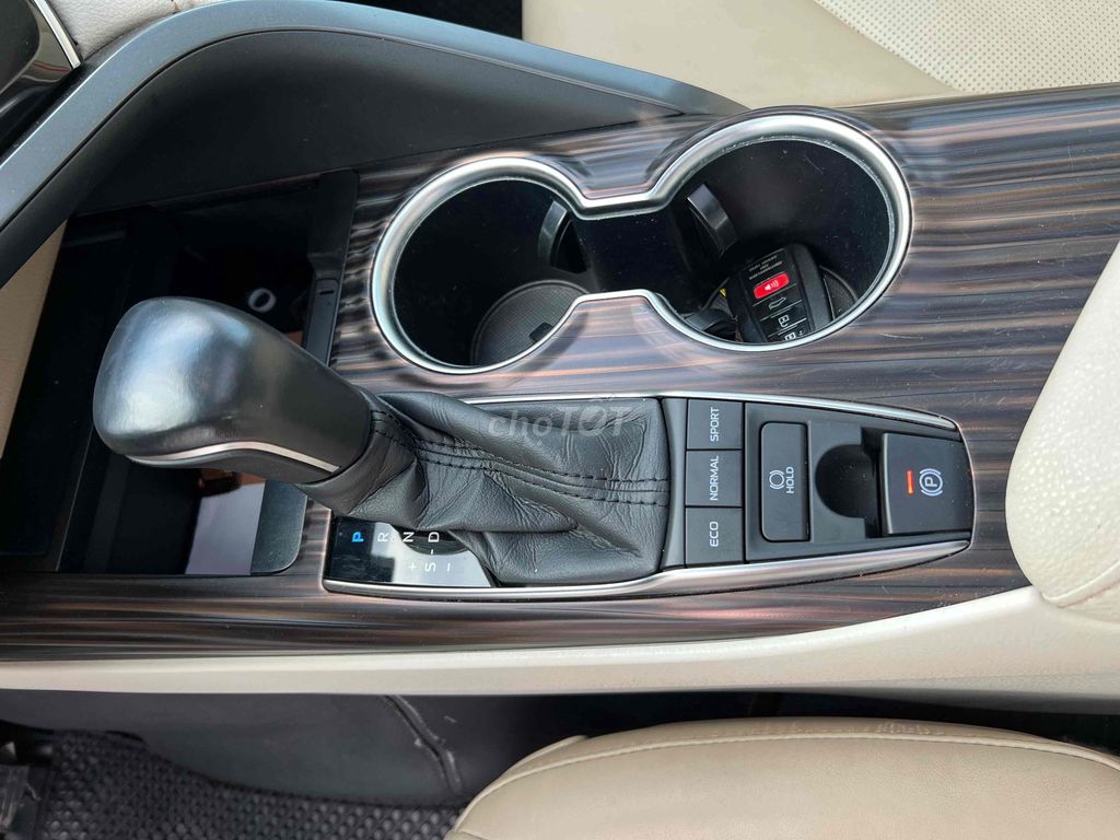 Toyota Camry 2021 2.5Q đen VIP 1 chủ tuyệt đẹp. Mua bán Ô tô tại Thành phố Thủ Đức Tp Hồ Chí Minh được đăng bởi Mr Điệp  hình 12