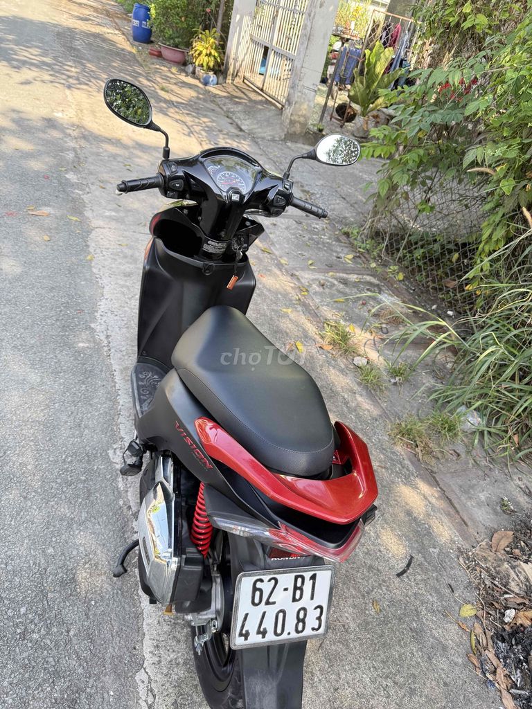 Honda Vision 2018 Đen. Mua bán Xe máy tại Huyện Củ Chi Tp Hồ Chí Minh được đăng bởi HuỳnhLâm Bổn hình 5