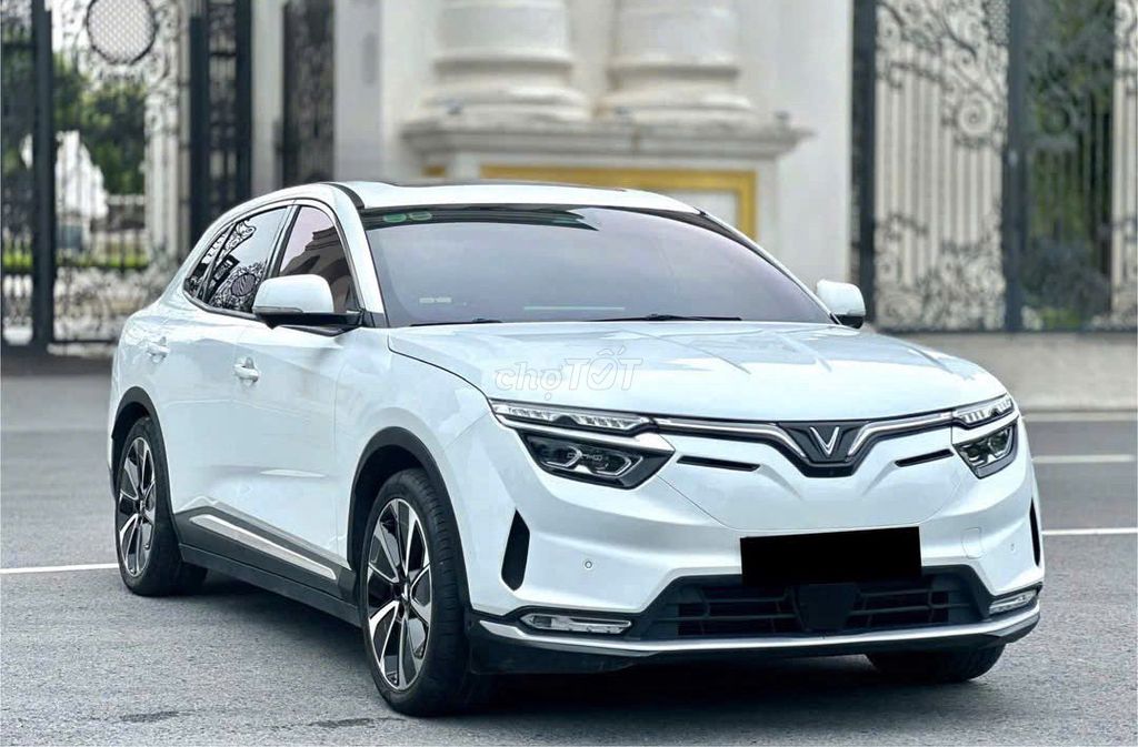 Vinfast VF8 Eco 2022 Trắng Nội Thất Đen. Mua bán Ô tô tại Quận Lê Chân Hải Phòng được đăng bởi Vinfast Ocean Park Gia Lâm Hà Nội hình 2