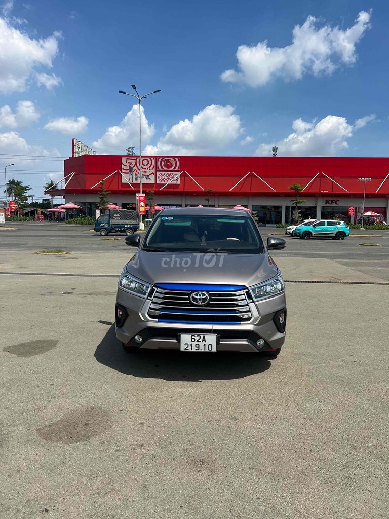 Toyota Innova 2021 Venturer - 70000 km