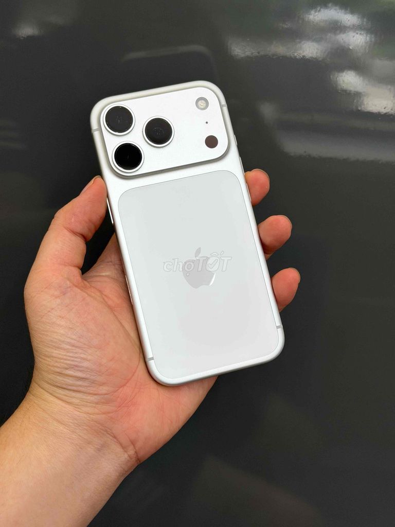 iPhone 17 Pro 512GB Bạc Mỹ Lock pin 95 chip A19pro. Mua bán Điện thoại tại Quận Ninh Kiều Cần Thơ được đăng bởi Quý Mobile Cần thơ hình 1