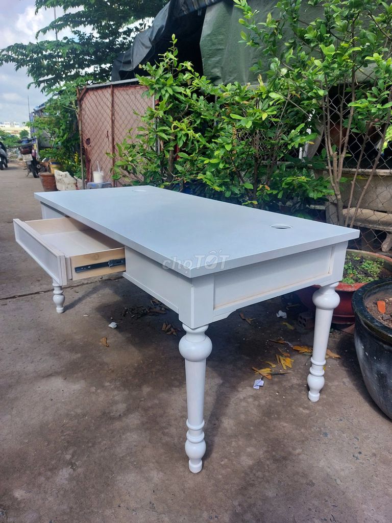 Bàn gỗ trắng Tân cổ điển. Mua bán Bàn ghế tại Quận Bình Tân Tp Hồ Chí Minh được đăng bởi HÀNG THANH LÝ NỘI THẤT 268 hình 1