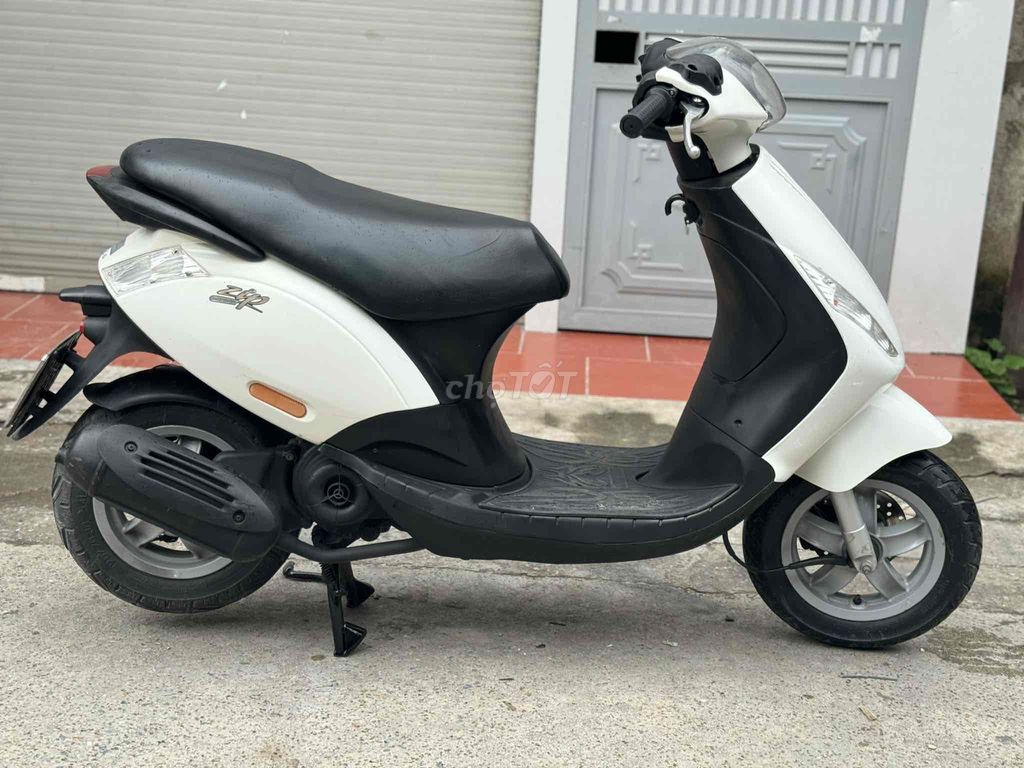 piaggio zip 100 trắng. xe đẹp chạy ít máy nguyên. Mua bán Xe máy tại Quận Nam Từ Liêm Hà Nội được đăng bởi Cường nguyễn hình 6