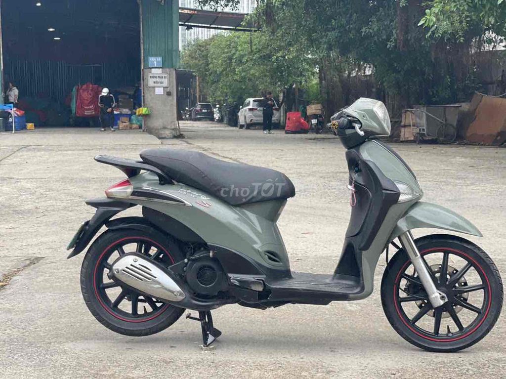 liberty 125 3v ie cần bán. Mua bán Xe máy tại Quận Nam Từ Liêm Hà Nội được đăng bởi Quỳnh chi hình 2