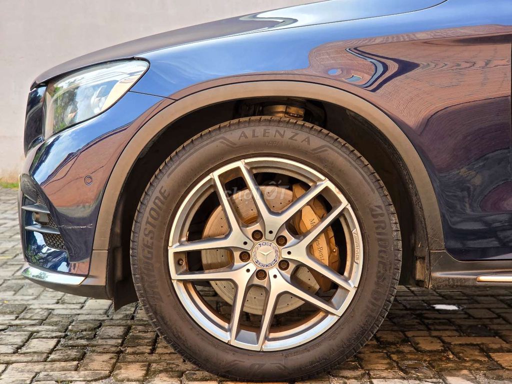 Tầm 800tr có GLC300 4 MATIC chất xe 1 chủ. Mua bán Ô tô tại Quận 7 Tp Hồ Chí Minh được đăng bởi Nguyễn Hoàng Vũ hình 7
