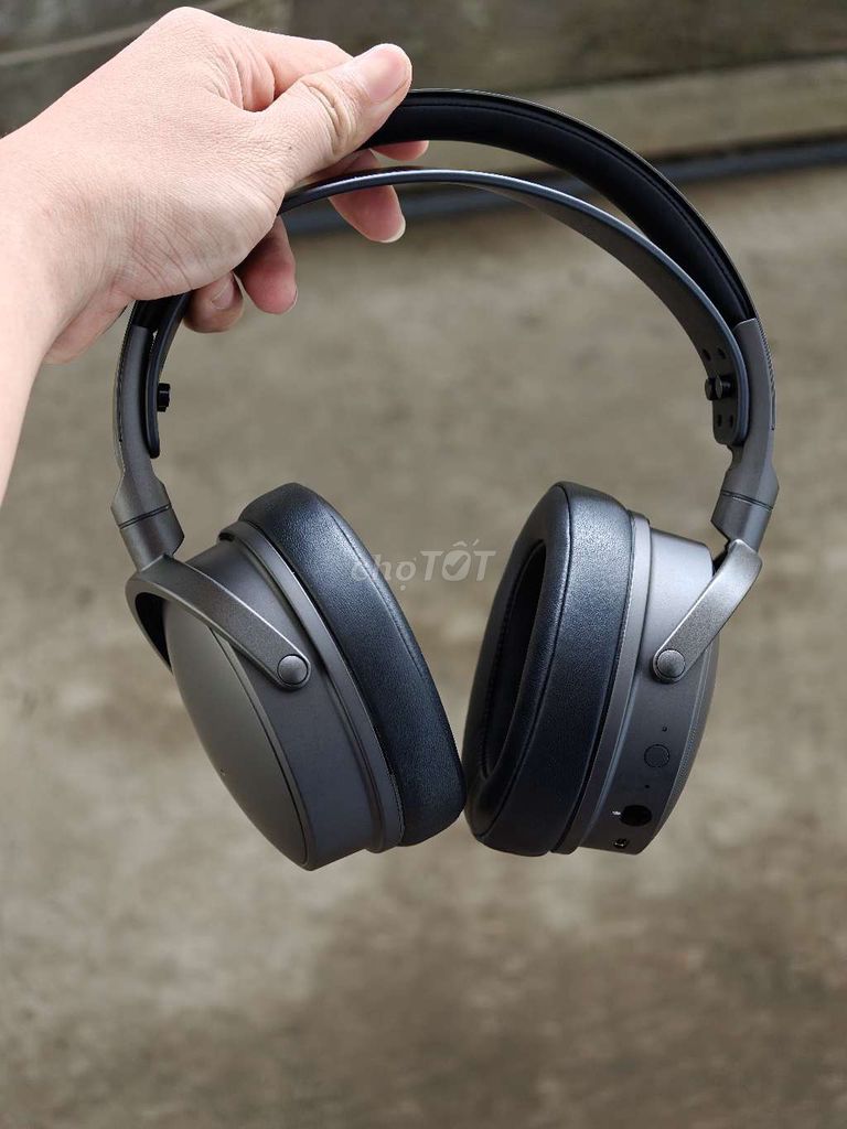 Tai nghe Over-ear Audeze Maxwell đen (PC,PS). Mua bán Tivi, Âm thanh tại Quận Gò Vấp Tp Hồ Chí Minh được đăng bởi Lê Tâm hình 1