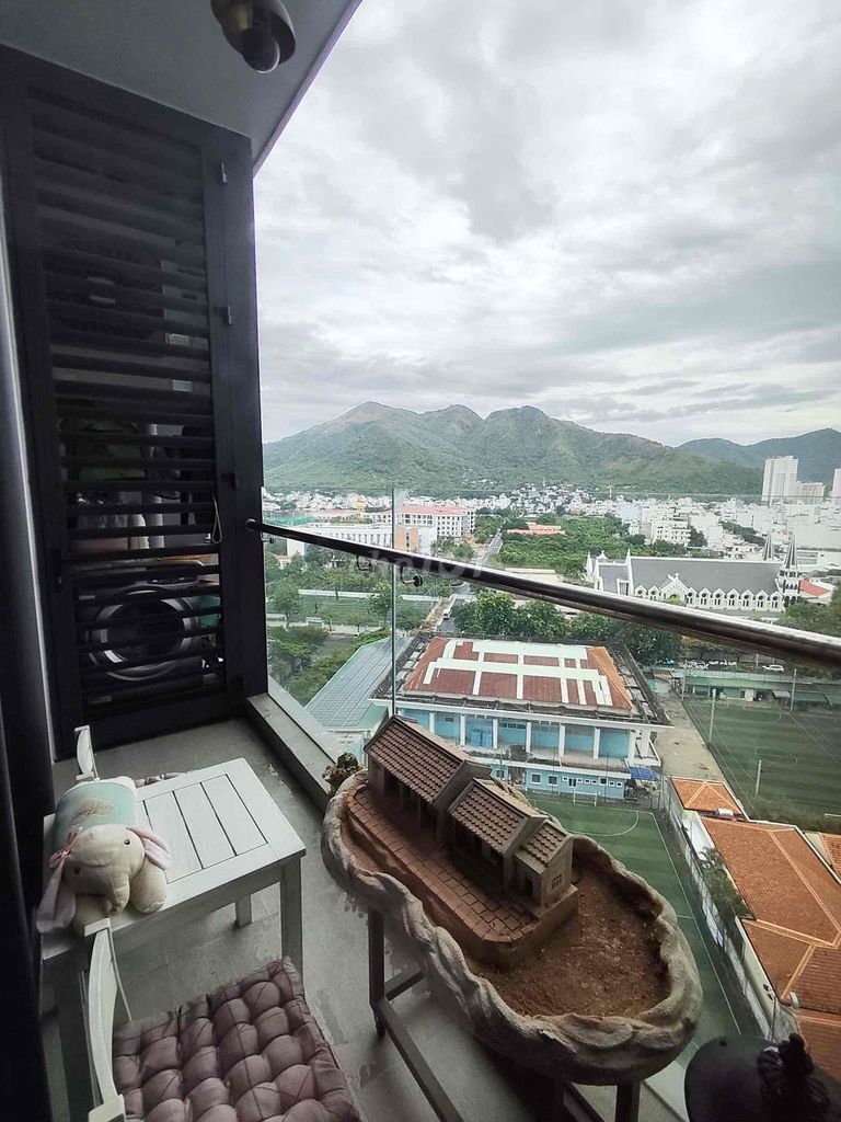Cho thuê căn hộ 2phòng ngủ 77m2 tòa Scenia Bay