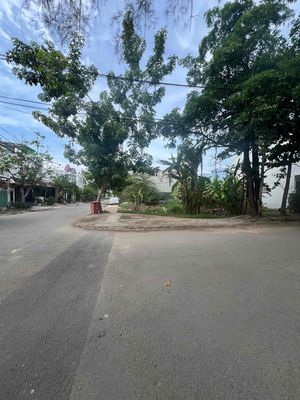 Plot of land 160 m² · Đường Nguyễn Văn Tạo