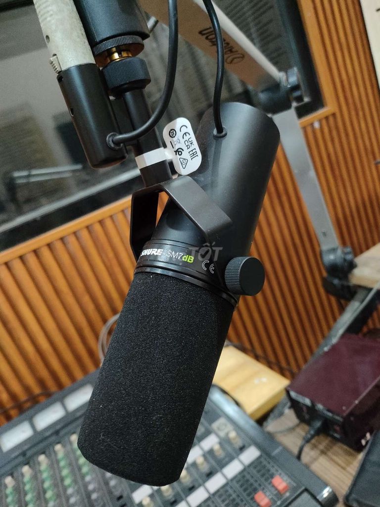 Microphone Shure SM7dB Đen. Mua bán Tivi, Âm thanh tại Huyện Châu Đức Bà Rịa - Vũng Tàu được đăng bởi SOH Studio hình 1