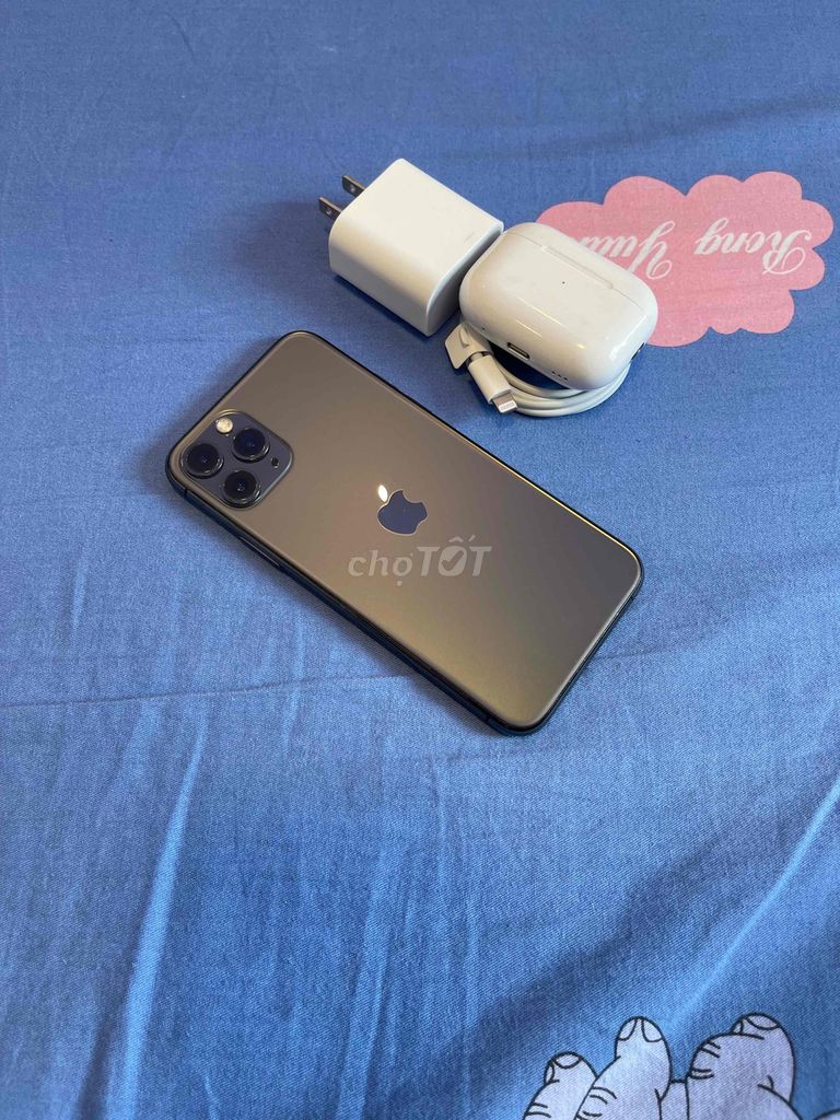 11 Pro 64 Pin 96% QTế Zin Máy Xài Ngon Pin 93%. Mua bán Điện thoại tại Quận Gò Vấp Tp Hồ Chí Minh được đăng bởi May Mắn hình 1