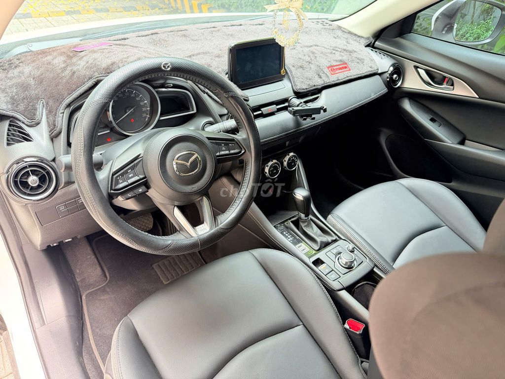 Mazda CX3 Luxury 2024, состояние нового, 3 000 км