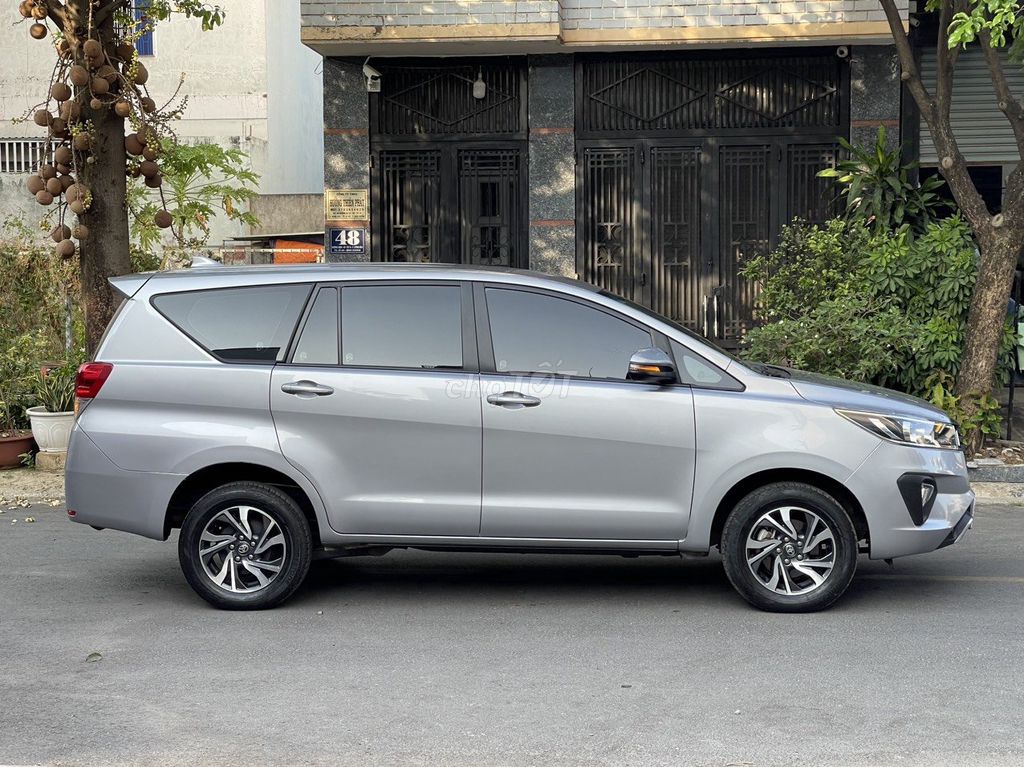 Cần bán Innova 2020 số sàn form mới zin đẹp. Mua bán Ô tô tại Quận 12 Tp Hồ Chí Minh được đăng bởi Quang hình 6