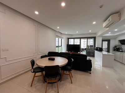 Cần cho thuê nhanh căn hộ Riverpark premier nội thất đầy đủ