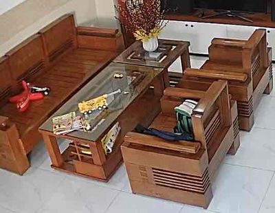 CẦN BÁN LẠI 2 BỘ NỘI THẤT GỖ ( sofa và bàn ăn)