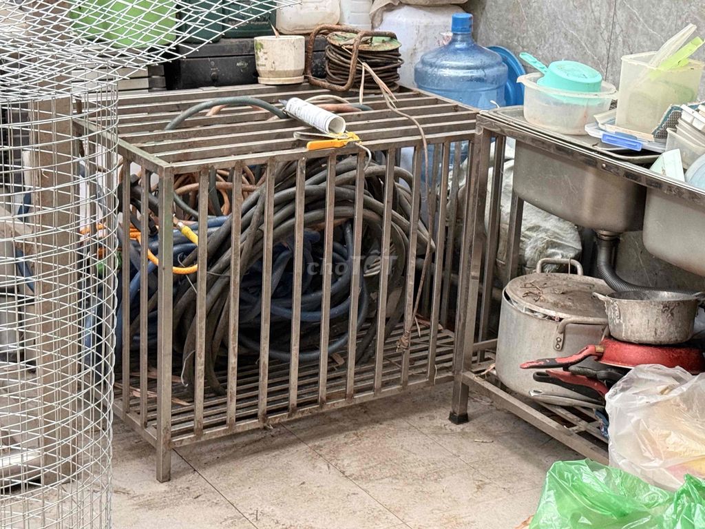 Chuồng chó Inox 1m x 70cm. Mua bán Phụ kiện, Thức ăn, Dịch vụ tại Quận Tân Phú Tp Hồ Chí Minh được đăng bởi Huyền  hình 1