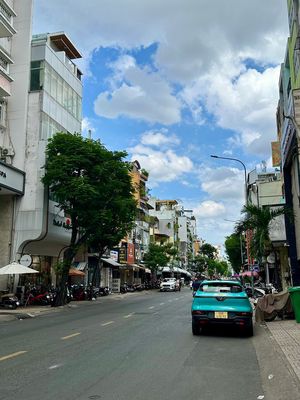 Аренда · 4 комн. · 38 м² · Quận 3, ул. Đường Nguyễn Thiện Thuật