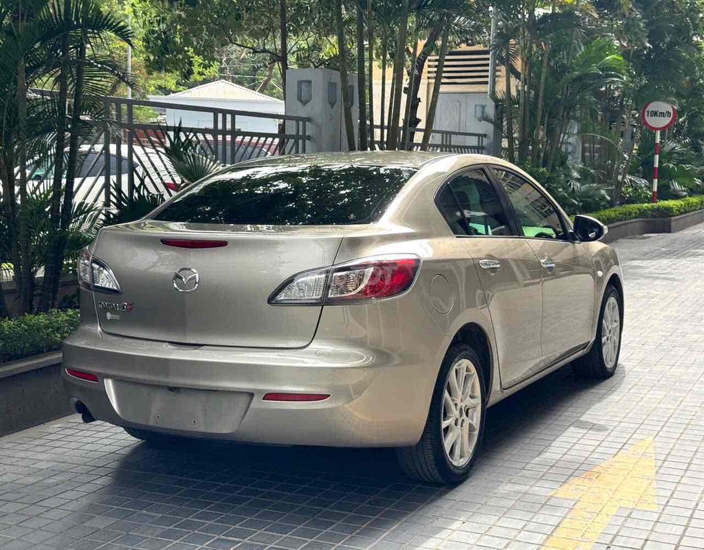 Mazda 3 2014 2.0 AT Sedan - 83216 km. Mua bán Ô tô tại Quận Cầu Giấy Hà Nội được đăng bởi Tuấn hình 3