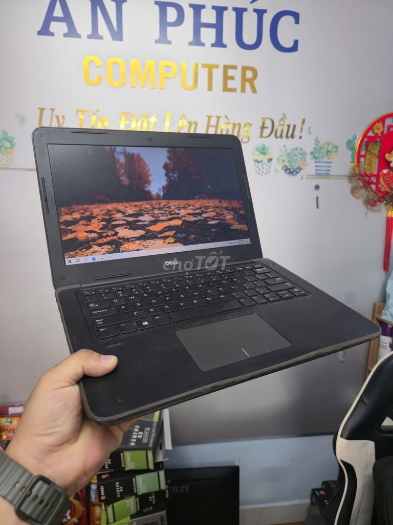 Dell Latitude 3380 i5-7200U 8GB. Mua bán Laptop tại Thành phố Vũng Tàu Bà Rịa - Vũng Tàu được đăng bởi Thiên Hồ hình 1